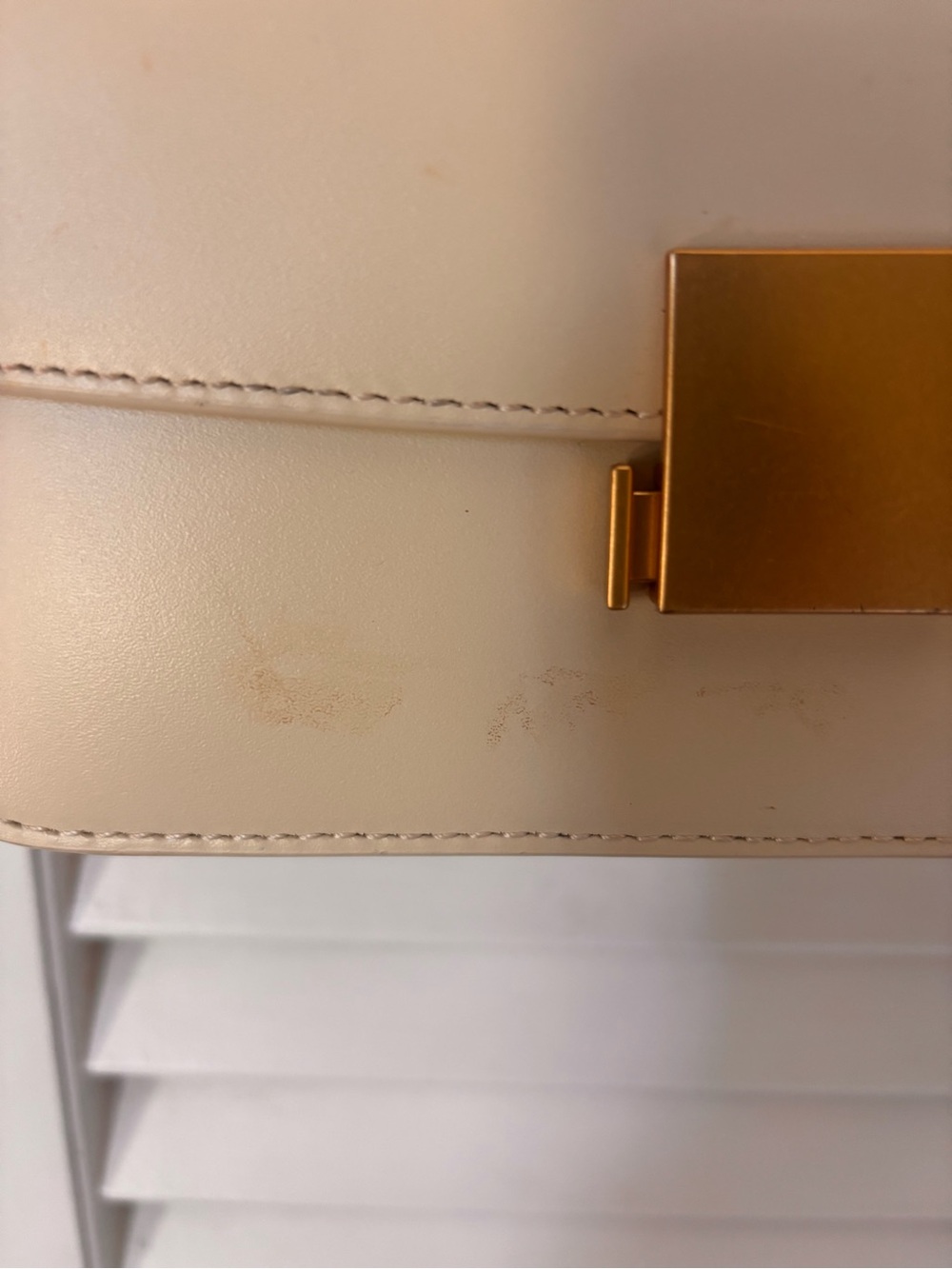 Quince Cream Leather Box Crossbody with Gold Clasp - Picture 3 of 6